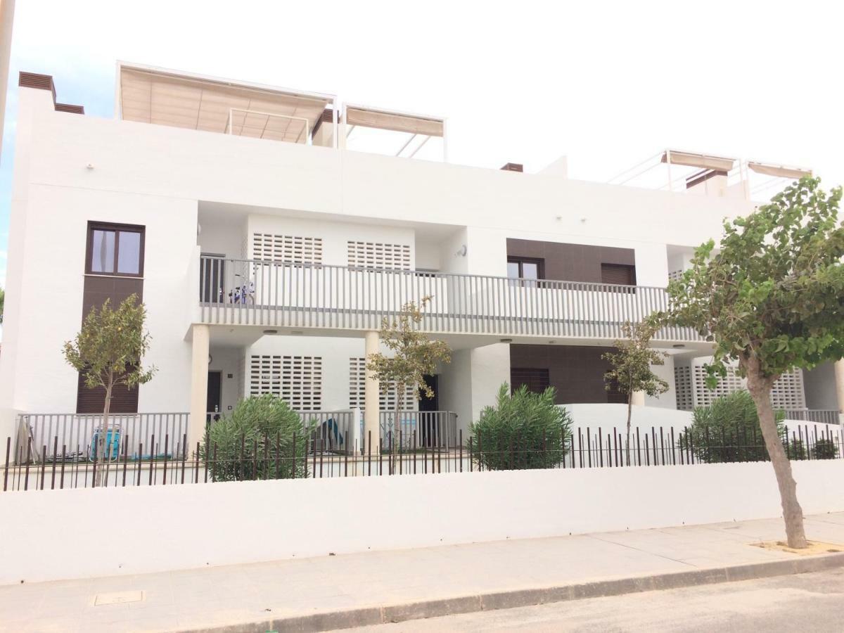 Exclusive New Apartment On The Beach Pilar de la Horadada Exterior photo